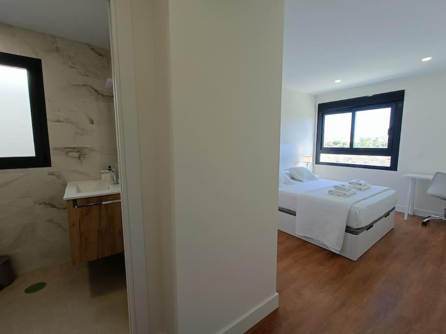 Nuevo Atico Toyo. Vistas Al Mar, Terraza, Solarium, Piscina, A/A, Wifi Y Garaje Διαμέρισμα El Toyo Εξωτερικό φωτογραφία