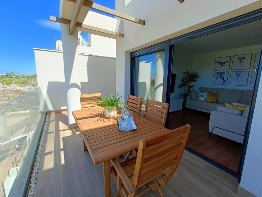 Nuevo Atico Toyo. Vistas Al Mar, Terraza, Solarium, Piscina, A/A, Wifi Y Garaje Διαμέρισμα El Toyo Εξωτερικό φωτογραφία